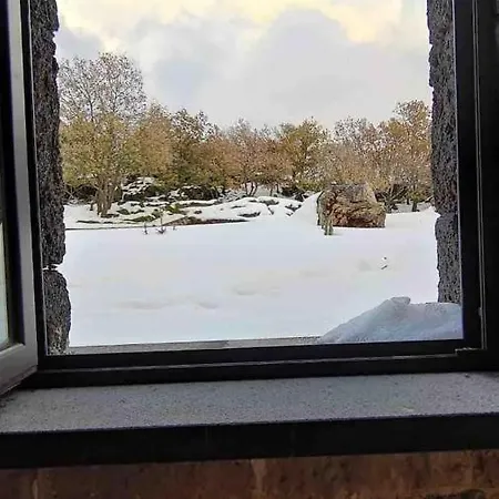 Etna Baita Stone E Chalet